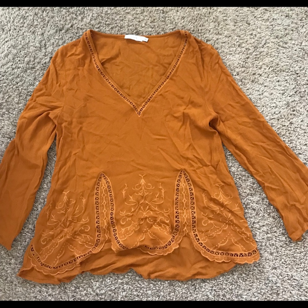 Adorable long sleeve shirt
